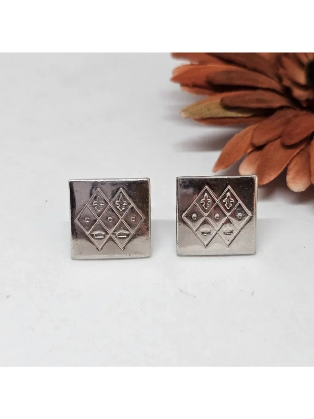 Vintage Swank Silver Tone Fleur De Lis Crown Square Cufflinks Men's Jewelry